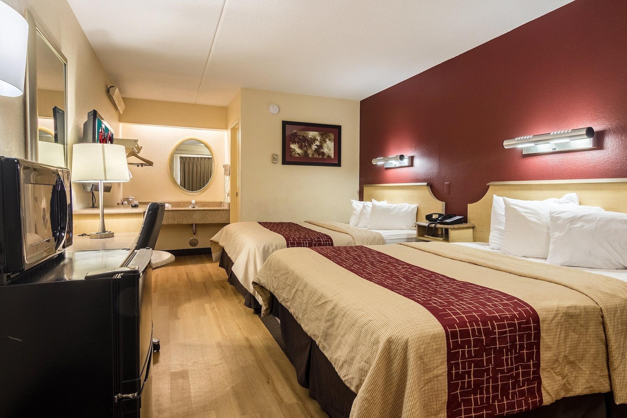 Red Roof Inn Detroit Metro Airport - Белльвилль Экстерьер фото