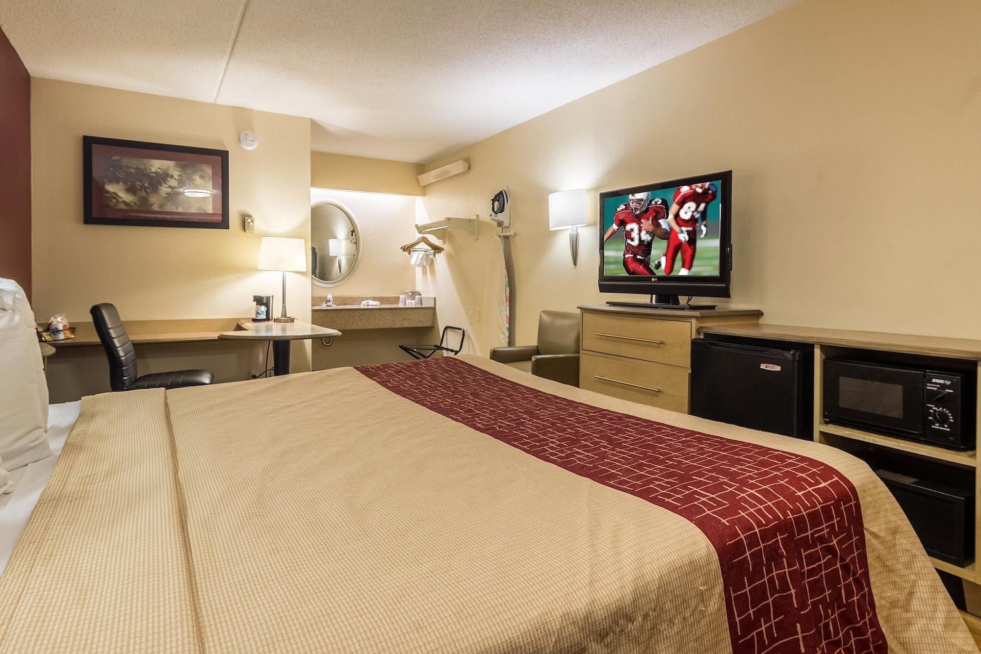 Red Roof Inn Detroit Metro Airport - Белльвилль Экстерьер фото