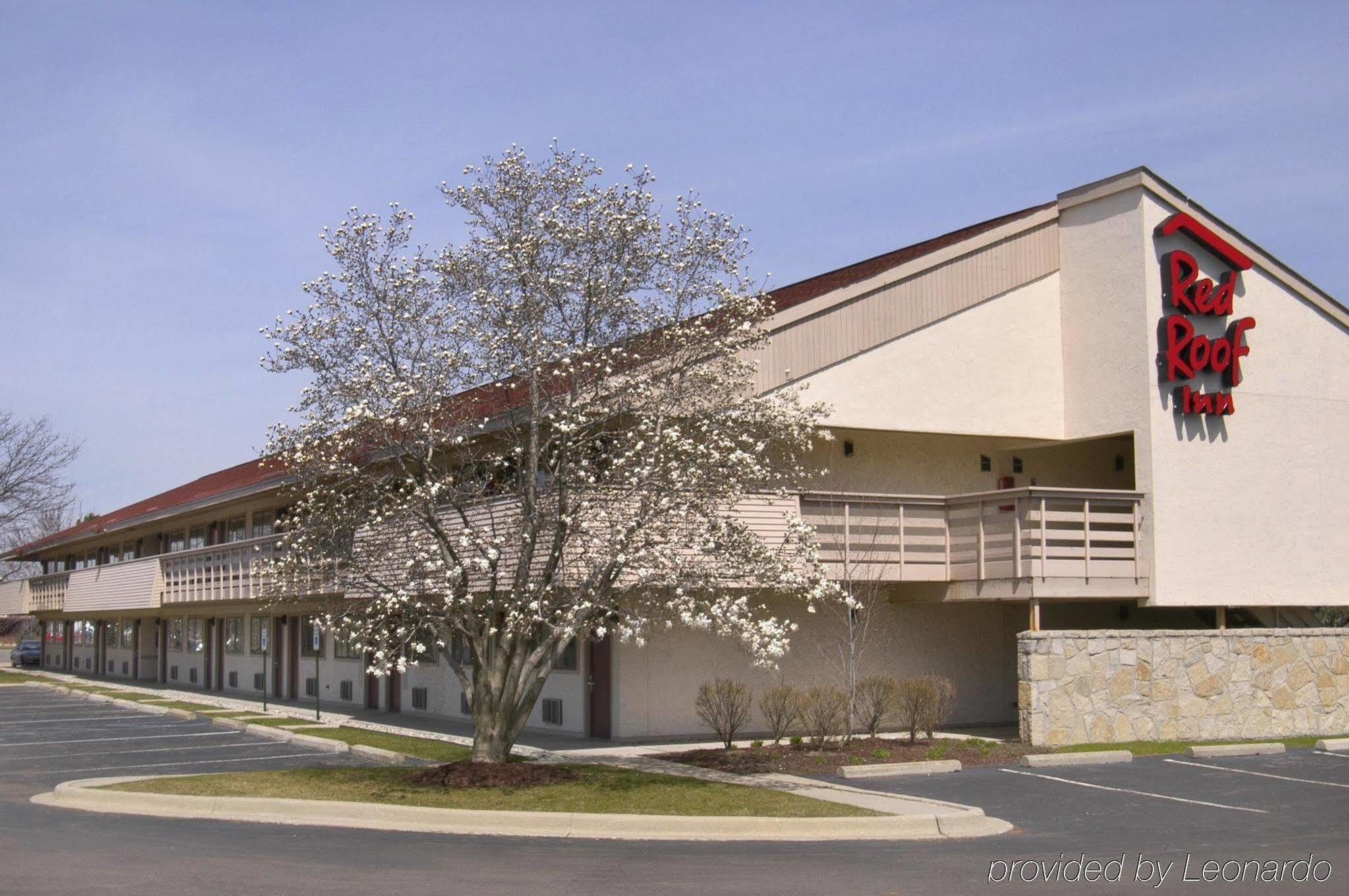 Red Roof Inn Detroit Metro Airport - Белльвилль Экстерьер фото
